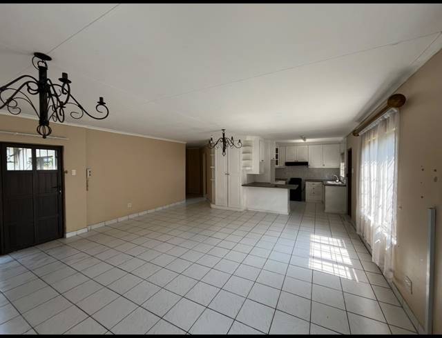 2 BEDROOM FREESTANDING TO LET IN BELLAIR